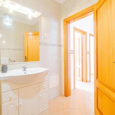 Apartamento T2 Com Terraco E Churraqueira A 1 Minuto Da Praia Altura Algarve アパート アルチュラ