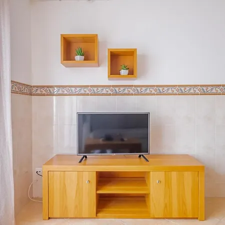 Apartamento T2 Com Terraco E Churraqueira A 1 Minuto Da Praia Altura Algarve アルチュラ