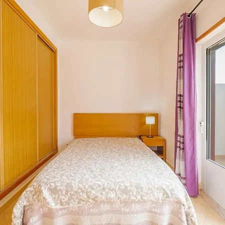 アパート Apartamento T2 Com Terraco E Churraqueira A 1 Minuto Da Praia Altura Algarve *