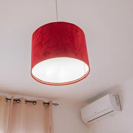 Apartamento T2 Com Terraco E Churraqueira A 1 Minuto Da Praia Altura Algarve *