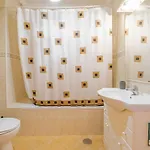 Espacoso Com 2 Quartos A 1 Minuto Da Algarve - De Sabado A Sabado *