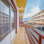 Espacoso Com 2 Quartos A 1 Minuto Da Algarve - De Sabado A Sabado